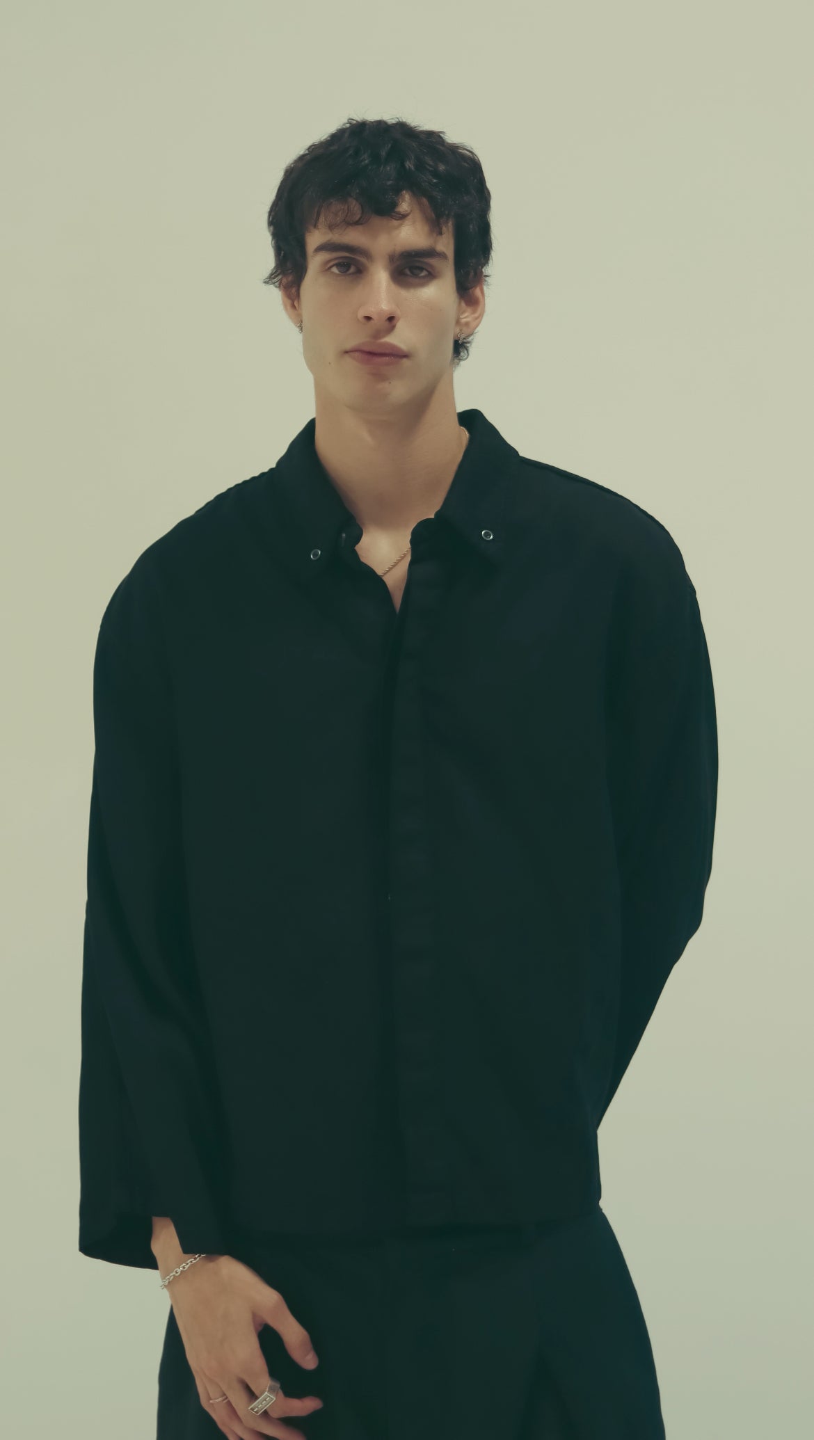 Camisa Voyage Negra