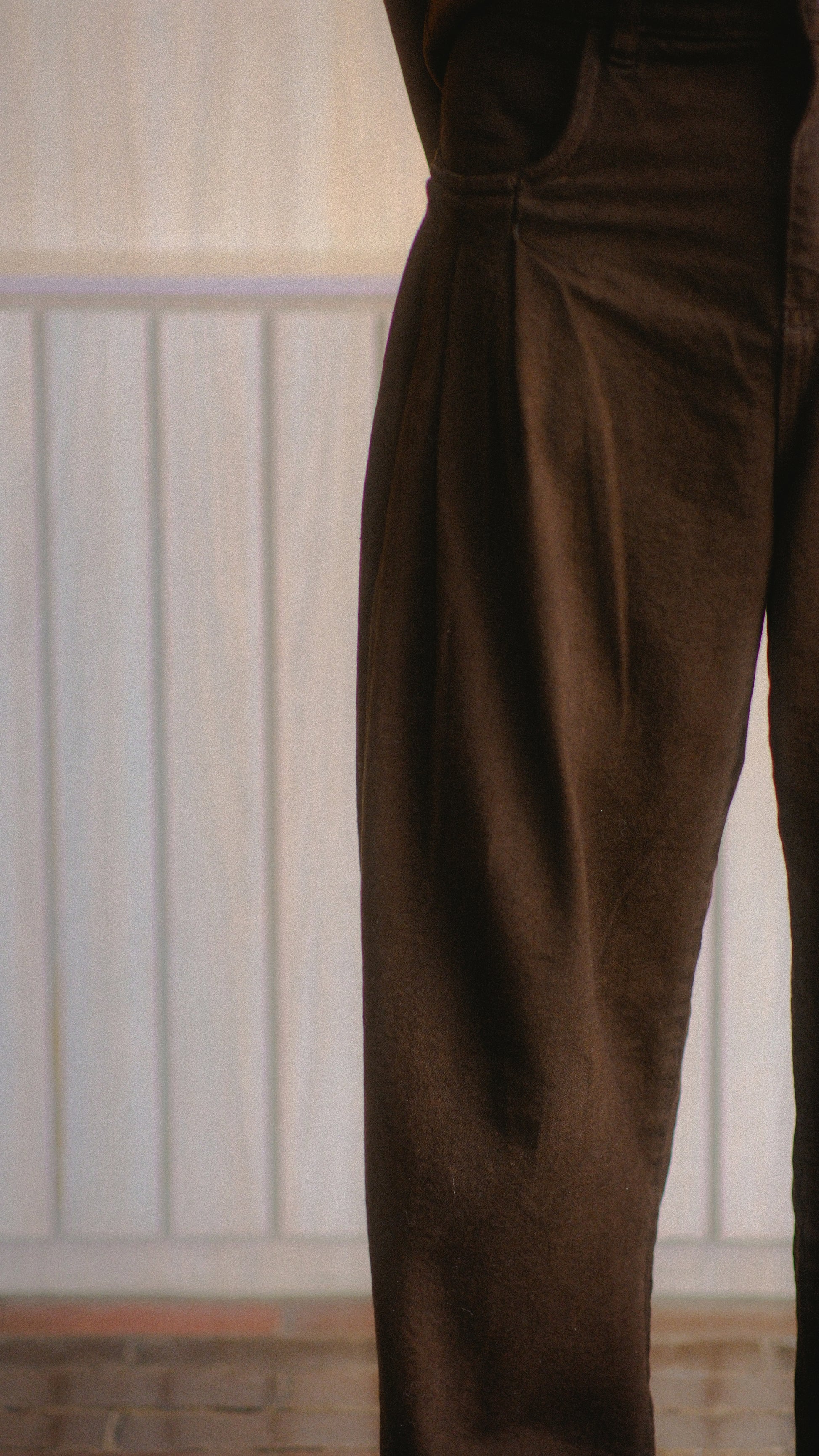 Pantalón de pliegues Tobacco