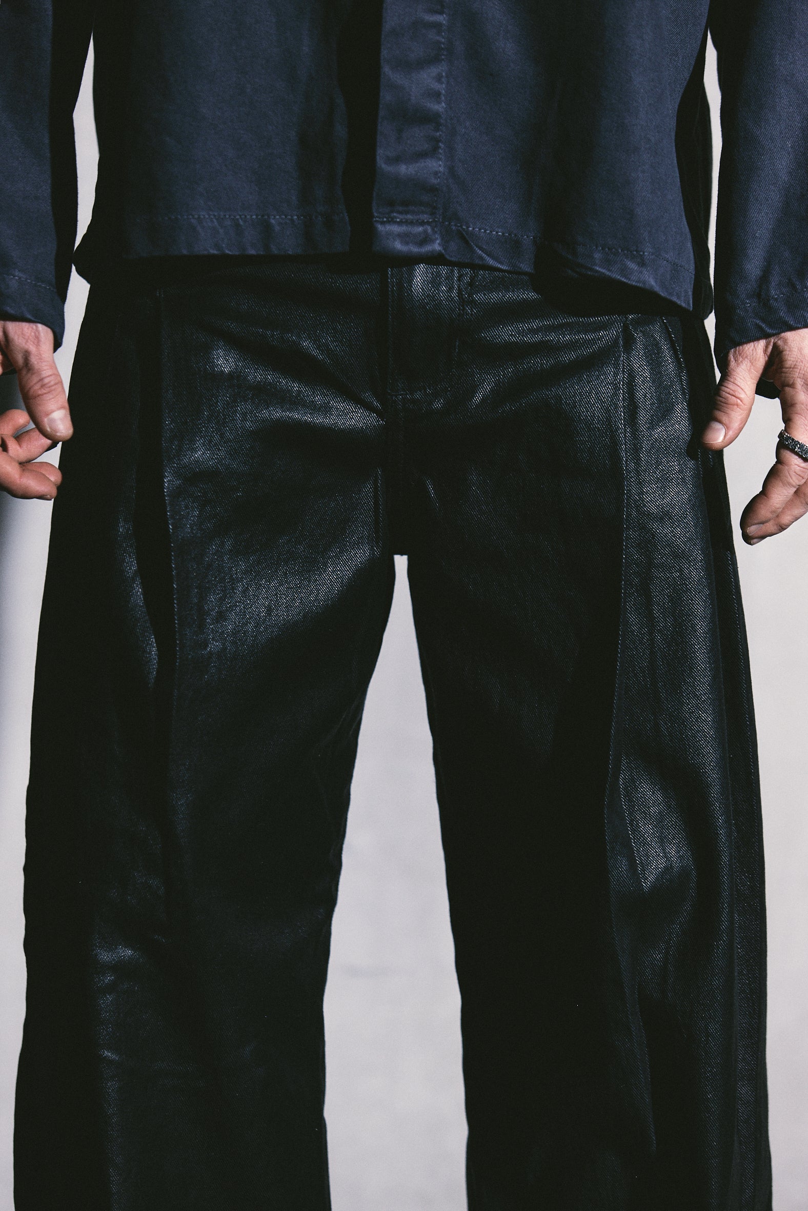 Pantalón en Denim Encerado