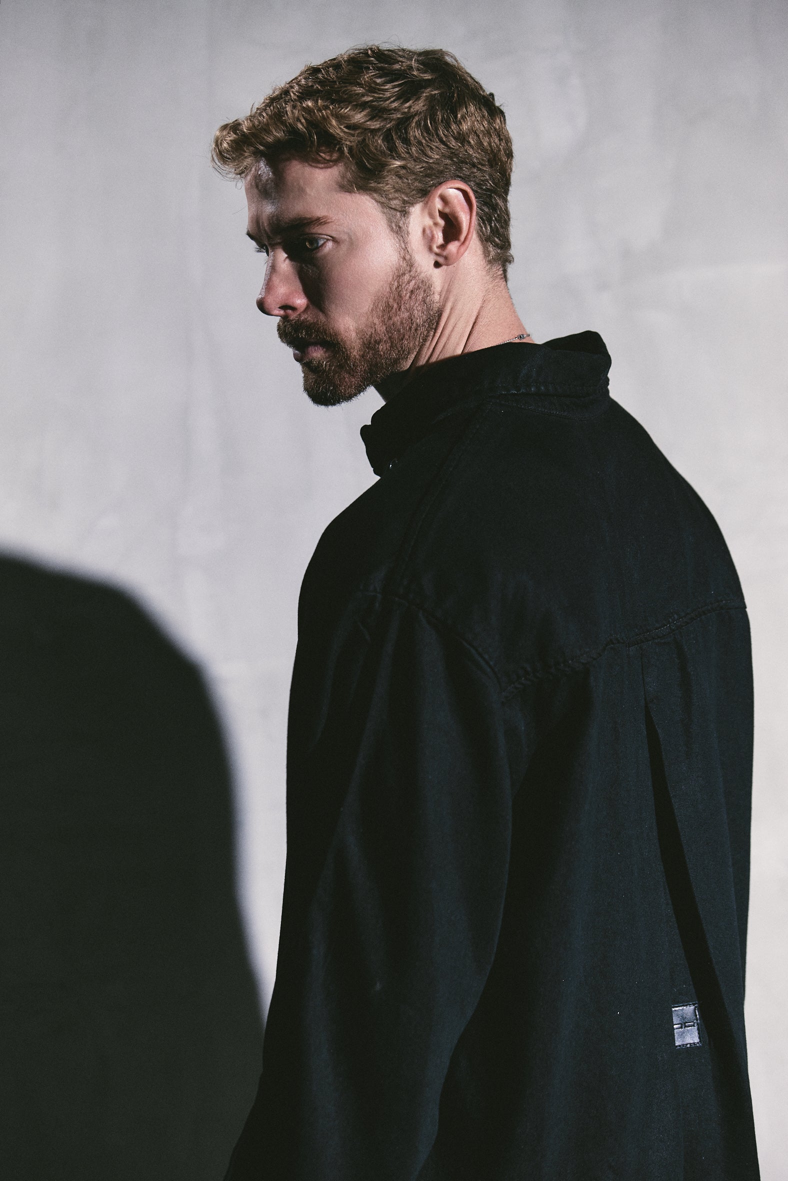 Camisa Voyage Negra